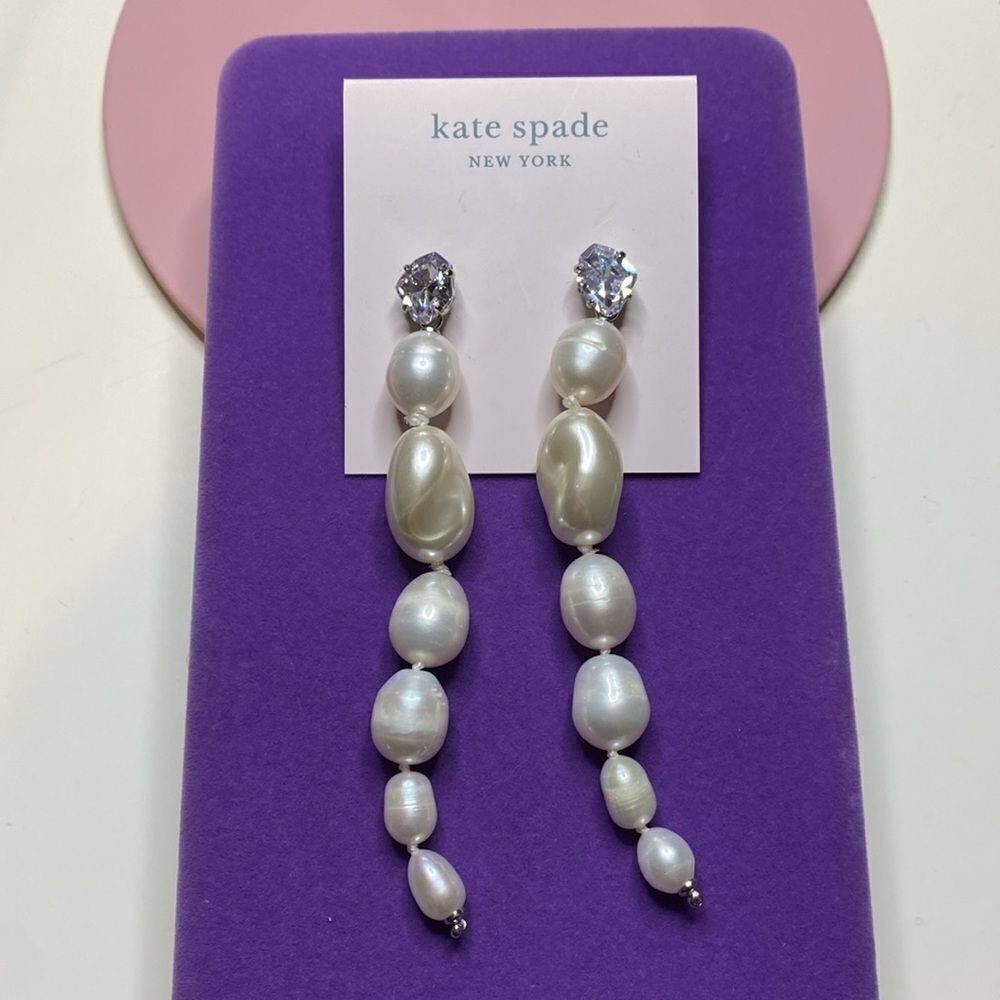 💛 SOLD OUT New Kate Spade New York Treasure Trove Pearl Drop Earrings - Picture 3 of 5